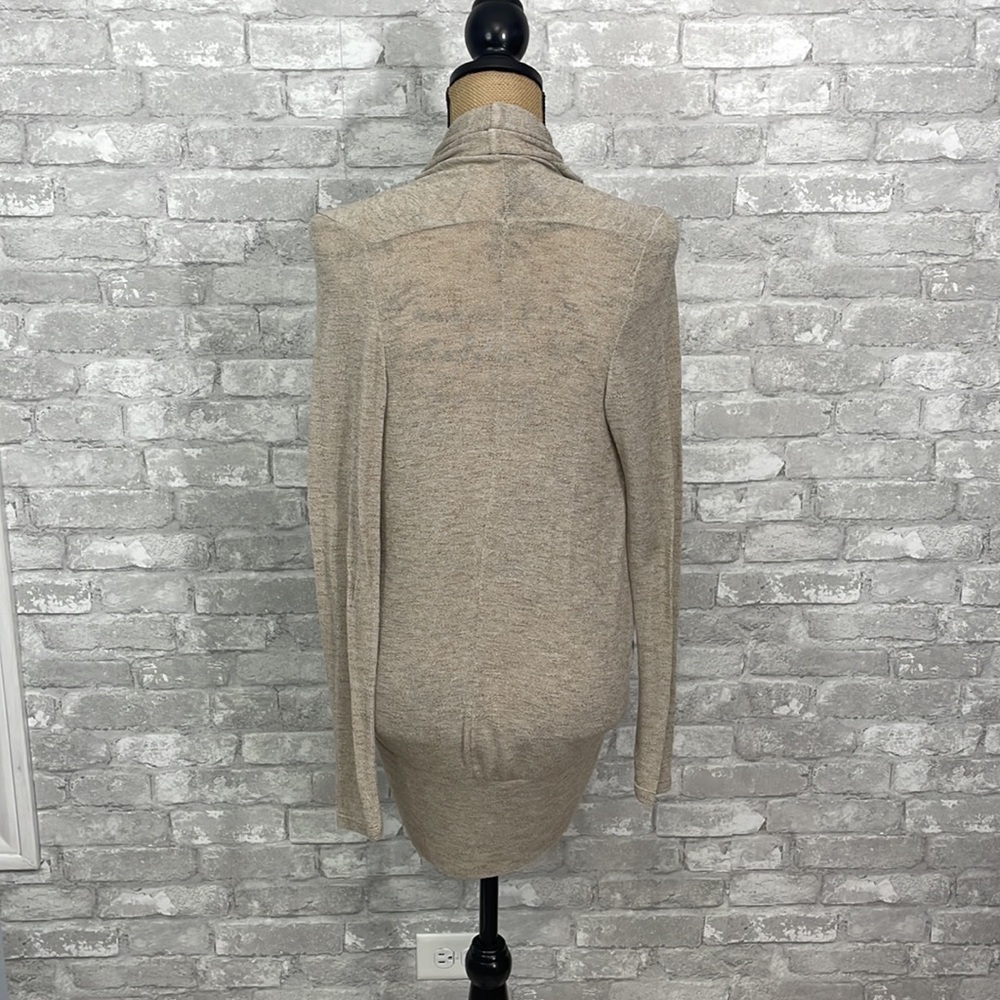 ECO Ruched Cardigan - Picture 4 of 7